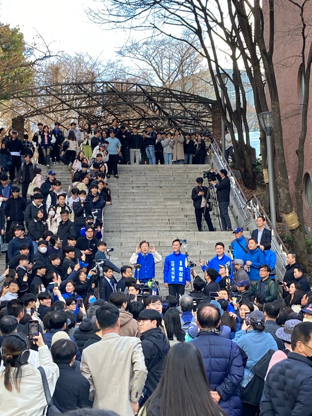게시글 이미지