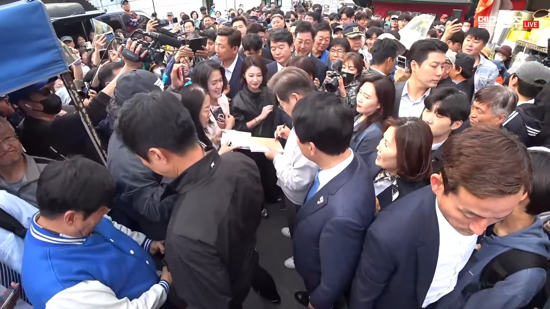 게시글 이미지