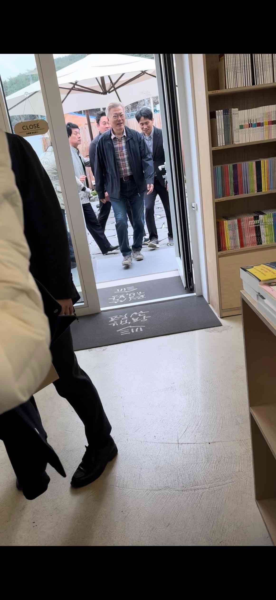 게시글 이미지
