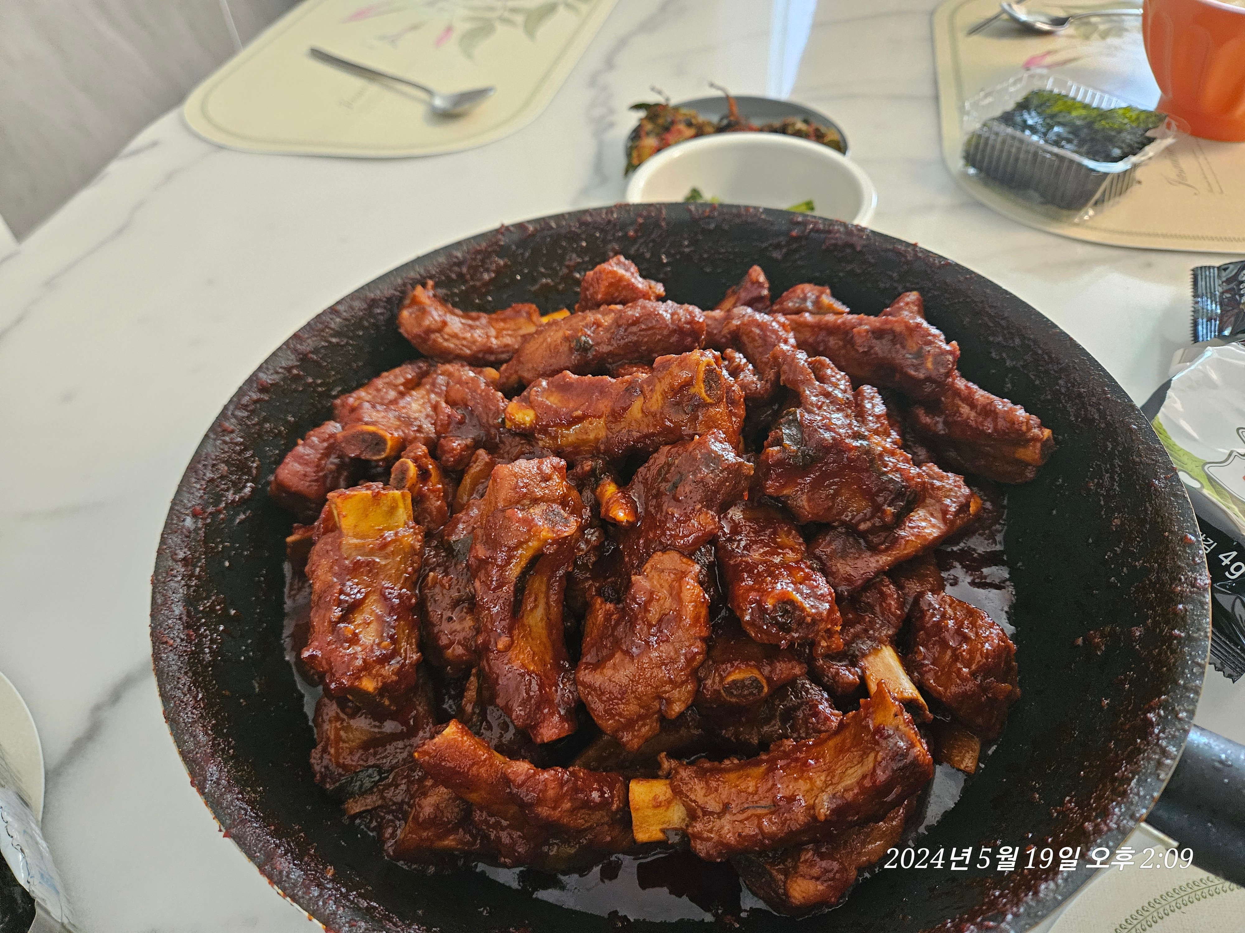 게시글 이미지